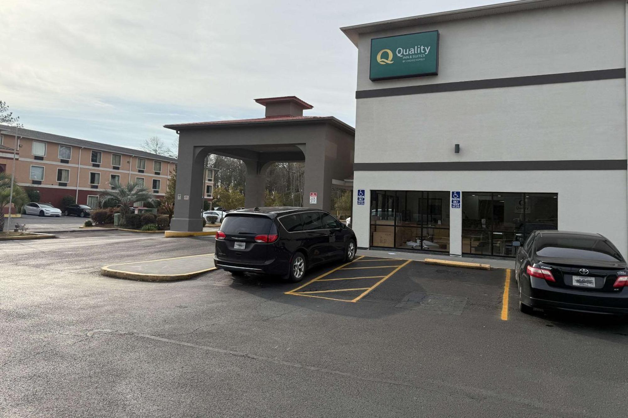 Quality Inn & Suites Biloxi Exterior foto